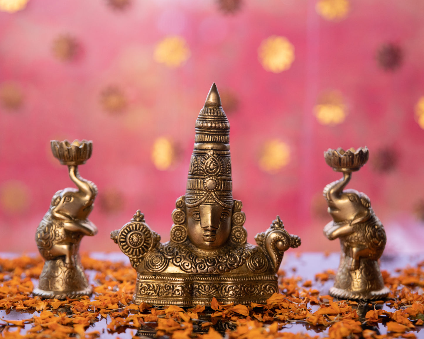 Brass Balaji Head Statue, a magnificent representation of Lord Venkateswara, also known as Balaji. Handcrafted with pure brass.