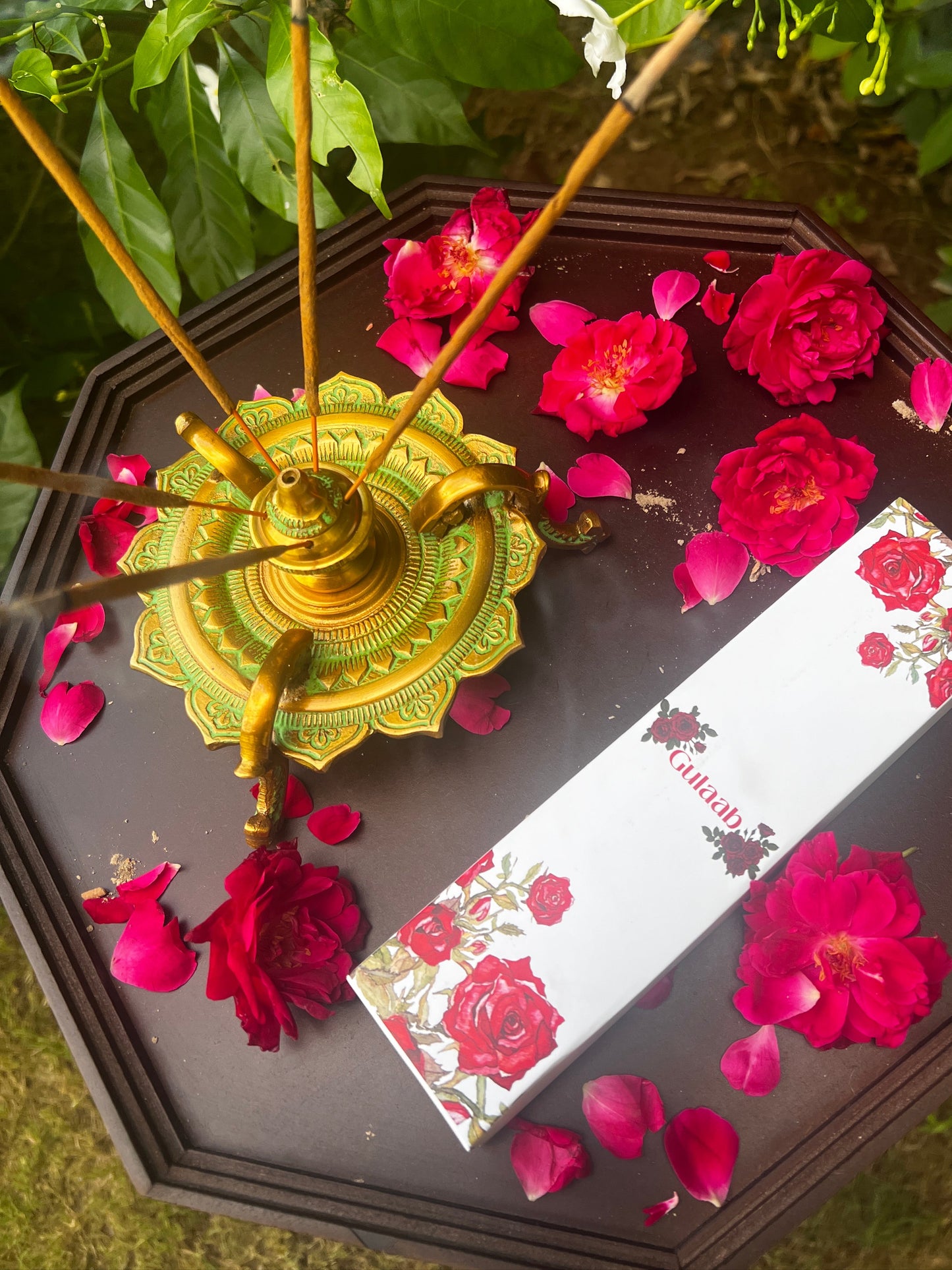 your spiritual space with this exquisitely handcrafted brass incense holder, designed to bring serenity and tradition into your home. Adorned with intricate green meenakari detailing.