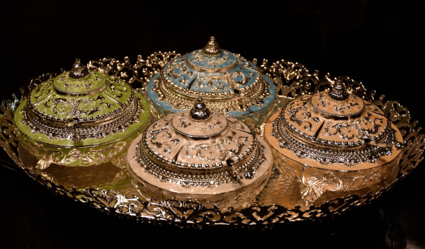 Ebony Silver Spheres