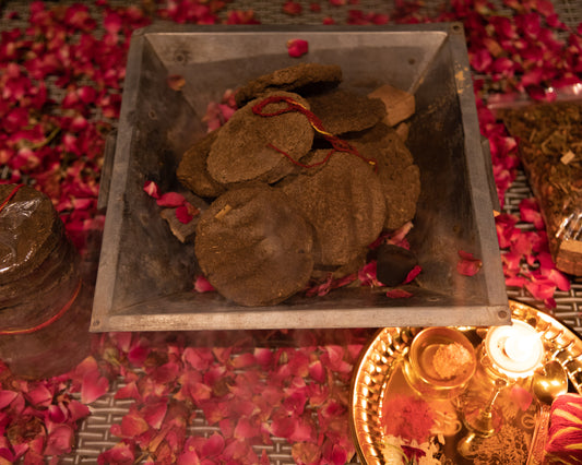 LeelaTheStore's Cow Dung Kande are made from the pure and natural dung of sacred cows.