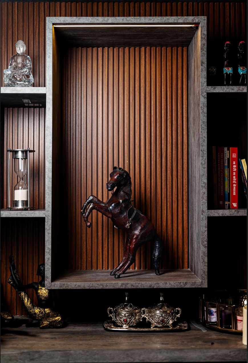 Bring the spirit of freedom and adventure into your home with our stunning Leather Galloping Horse. Crafted from high-quality leatherette, this exquisite piece captures the grace and power of a horse in mid-gallop, making it a perfect addition to any decor style. 