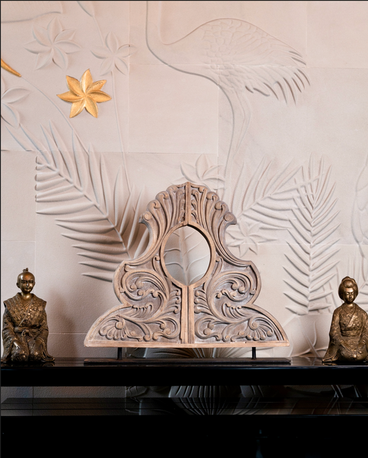 Hand-carved from reclaimed wood, its intricate swirling patterns echo the grandeur of temple and haveli architecture. Traces of blue-green (teal) pigment, derived from plant-based colour.