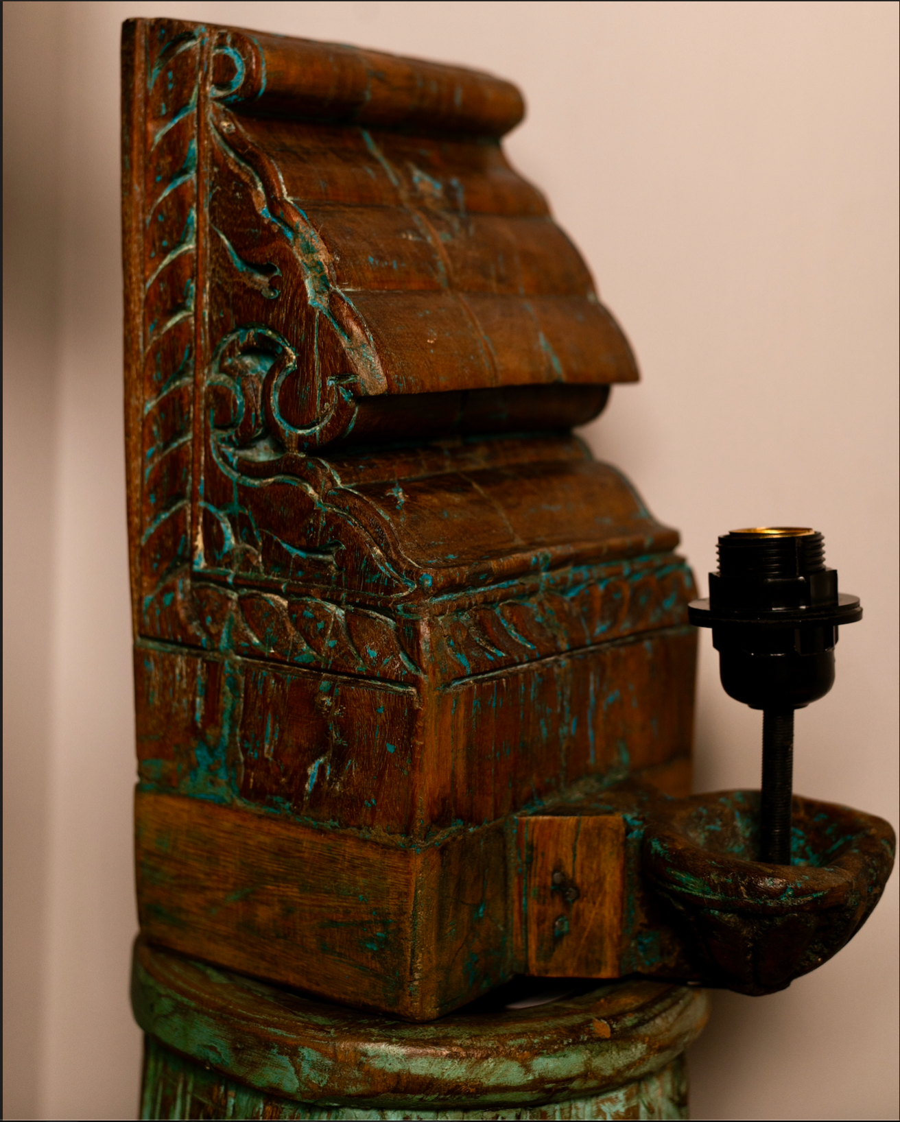 Crafted from salvaged wooden corbels, the Heritage Corbel Lamps blend history with functionality. Available in two sizes, these versatile pieces can be wall-mounted or styled on tables and consoles as statement accents.