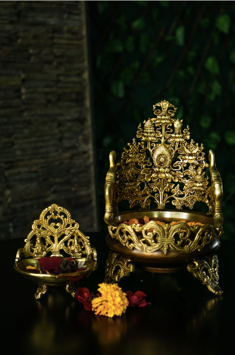 A Brass Urli in an antique gold finish for home decoration. Only Available in a small size.