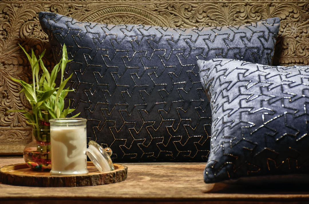  A Royal Blue cushion, made with cotton velvet mounted with intricately hand sewn sequencing patterns. 40 x 60 cm