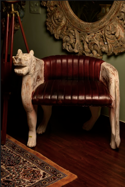 Roar Regal Chair