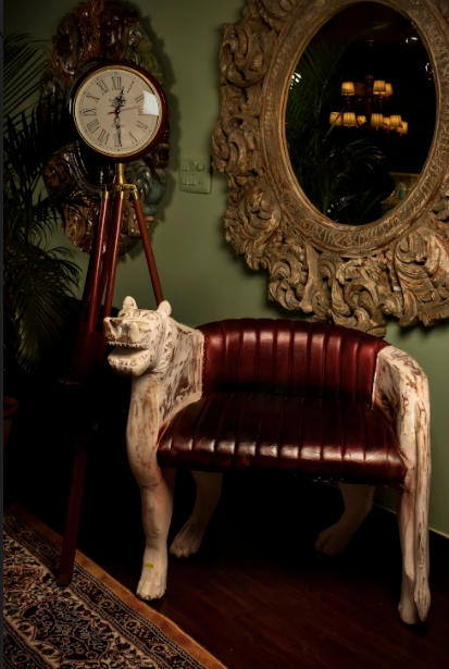 Roar Regal Chair