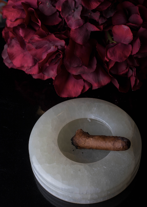 Nothing like a stylish ashtray sitting stunning on your table. Made of authentic marble, this ashtray adds oomph to any space.